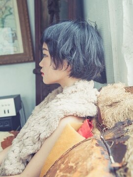 イコール バイ プロデュース 町田駅前店(equal by Produce) 個性派エアリーボブ