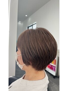 ブルージュ ヘアー(Brugge hair) 細ハイライトショートボブ
