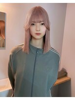 チーカ(chica)&nbsp;ピンクベージュ/メルティカラー/ワイドバング/外ハネボブ