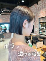 オーガニック アトリエ 大宮(organic+atelier)&nbsp;20代30代40代外ハネアッシュグレージュくびれボブ耳掛け
