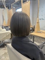 パースラヴ(PERS'LOV)&nbsp;ボブ/大人ショート/グレージュ/透明感カラー