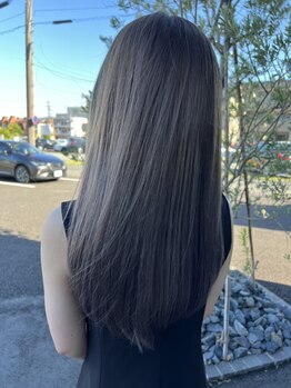 ソアロ(SOARO)の写真/マンツーマンで髪のお悩みを解決◎〈SOARO〉のトリートメントで、憧れのうるツヤな美髪を手に入れよう♪