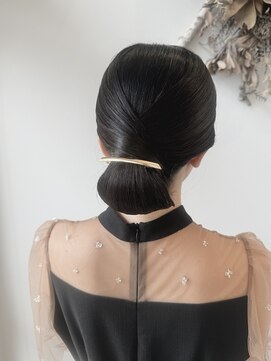 ホワイトレーベルグラ(White Label gra) タイトシニョン