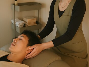 スターゴールド アタマの休日(STAR GOLD アタマの休日)の写真/心と体の疲れを癒し、あなたの生活に新たなエネルギーを与えるドライヘッドスパ体験◇メンズにも人気◎