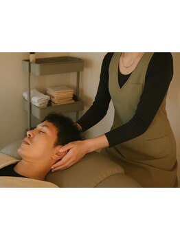 心と体の疲れを癒し、あなたの生活に新たなエネルギーを与えるドライヘッドスパ体験◇メンズにも人気◎