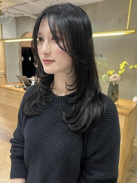 ローレン(LOREN) イメチェン/ホワイトブロンド/外ハネボブ/ワイドバング/栄/久屋