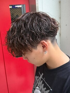 エルマーク 和歌山(L-MARK) ツイストスパイラル/メンズ/学割/フェザーパーマ/センターパート