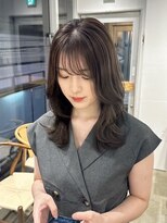 ミラ 新宿(MILA)&nbsp;韓国顔周りレイヤーカット/前髪ありイメチェンこなれミディ/新