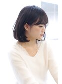 ふんわり前下がりボブ