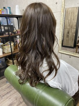 ビビ(bibi) ロングゆるふわパーマスタイル《bibi》