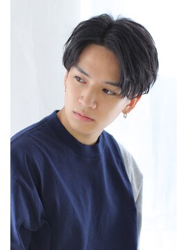 ヘアリゾート ブーケ(hair+resort bouquet) 【bouquet】センターパート×ソフト刈り上げ