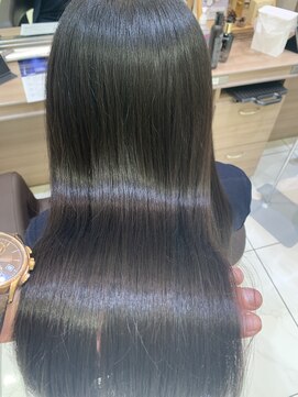 アッシュ 戸田公園店(Ash) ケラスターゼクロノロジストトリートメント×最上級のツヤ髪