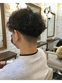 〈キシタクヘアー〉動きまくる刈り上げマッシュ