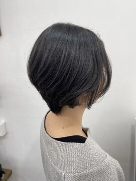 アーシェ 横浜店(A'SHE) ［A'SHE］前下がりショート　前髪長め
