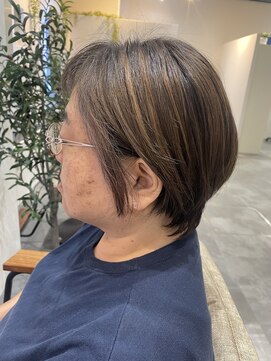 シードバイシャムロック(SEED by Shamrock) ブリーチなし！ハイライト×ショート　アシメスタイル