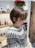 柔らか質感♪ナチュラルブラウン×くびれショート