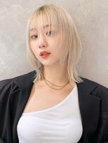 トルネード(TORNADO)&nbsp;レイヤーボブ　ホワイトブロンド　M2025.7.24