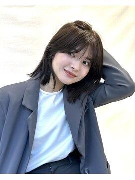 ラボヌールヘアー シェリ 久喜店(La Bonheur hair cheri) ぷつっとボブ/切りっぱなしボブ/ダークグレー/ストレートパーマ