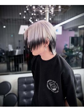 ディーカヘアーセンダイ(Di KA HAIR sendai) ホワイト×エンドカラー