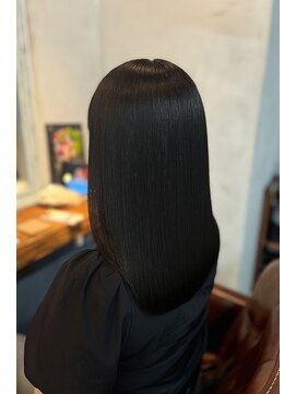 スローネ(THRONE) 髪質改善酸性ストレートで艶髪/20代30代40代/新宿