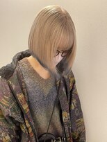 イェッカ パビル(YECCA pabil) 裾カラー