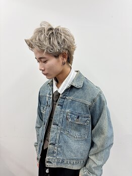 シーク(SEEK)の写真/ケアブリーチでダメージレスに叶える！透明感あふれるハイトーンカラーで理想の自分へ☆
