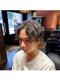 縦落ちツイスパ×センターパート_メンズカット