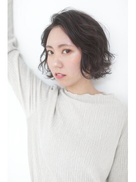 リー 甲子園(Lee) モノトーンアッシュ×毛先パーマボブ