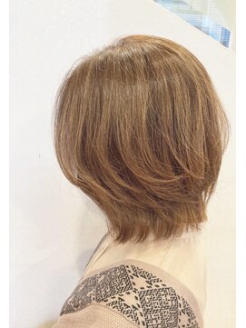 エス(ES) 大人かわいい☆抜け感ひし形ボブスタイル&ハイライト