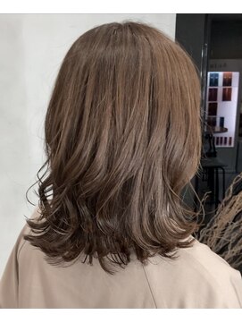 ウィクシー(wixy) ツヤと柔らかさの大人ベージュ