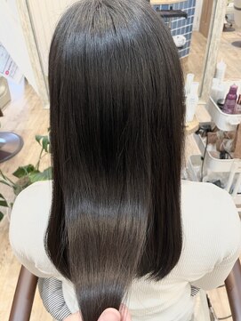 プラーチェ 橋本(Plaatje) ☆髪質改善ケアストレート☆