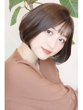 アイ(I.) 【 Ｉ. 】30代からのナチュラル前下がりショートボブ　川口