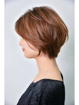 アルテロワジール(Alte Rowazle) 絶壁解消20代30代40代大人ショートボブ