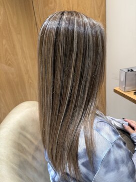 トリート 千葉店(TREAT) 外国人風ハイライト/シースルーバング/フェイスレイヤー