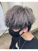 ホワイトシルバーグレーツートンカラーマッシュウルフ