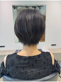 大人美人丸みショートボブ白髪ぼかしハイライト川崎