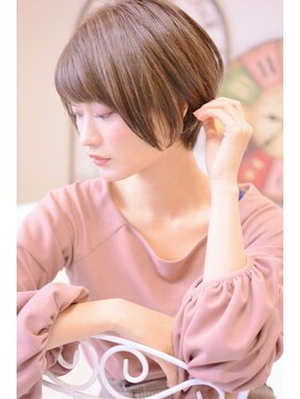 メイズ(MAZE) 【メイズ東中野・鍛原志行】ナチュラルショートボブ