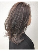 トリート 南行徳本店(TREAT)&nbsp;ミディアムレイヤー×くすみベージュ