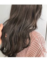 エミィ(emme)&nbsp;ウェーブ×ロングスタイル［立川/立川駅/立川南口/髪質改善］