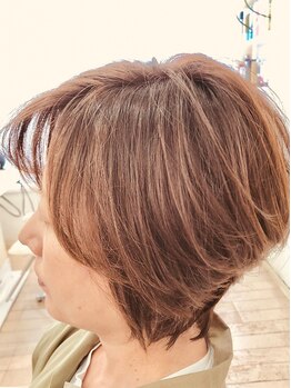 ブレインズ(BRAINS)の写真/グレイヘアこそ薬剤、調合の差がでます！当店のグレイカラー取り組み方はズバリ、エイジングケア。