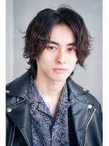 メーヴェ(Mowen) mowen 南堀江　メンズ　ウルフ　センターパート　メンズパーマ