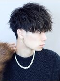 刈り上げツーブロック前下がりマッシュツイストスパイラルパーマ