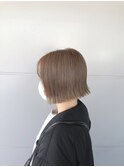 ミルクティーベージュとボブ