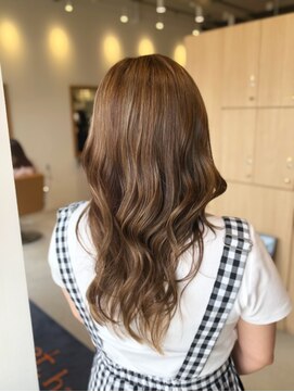 リエットヘアー 杢左店(Lie-et. hair) ゆるふわ×シークレットハイライトで透明感カラー