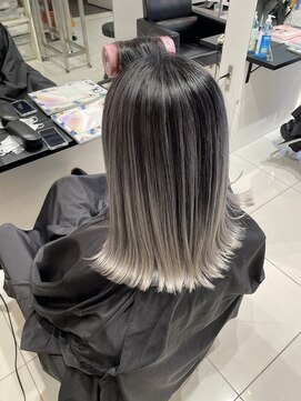 アライブ ハラジュク(ALIVE harajuku) 中韓mixバレイヤージュ