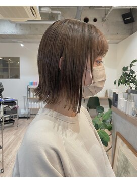 シームリー 千田町店(Seemly) 切りっぱなしボブbeige/エギュモリ