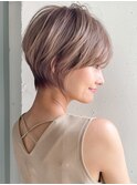 大人ショートハンサムショートアッシュカラーグレーベージュ