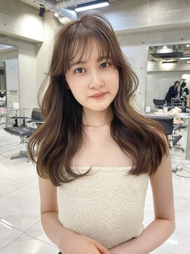 サイン 渋谷(SIGN) ザクザクレイヤーカット巻き方簡単ロング韓国アイドル表参道渋谷