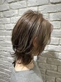 リビング 元住吉店(LiVing)&nbsp;トレンドの外ハネウルフの白髪ぼかし