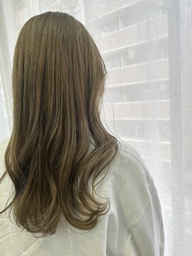 ミイク(miik.) スプリングシナモンベージュカラー